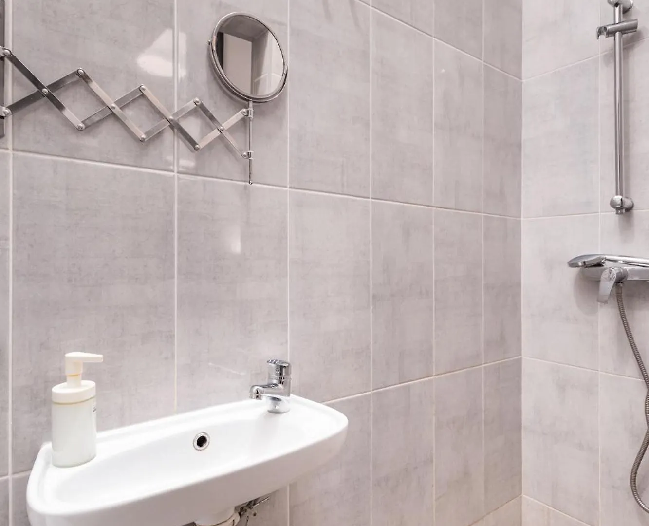 Chmielna 73C A-B By Homeprime Warsaw Apartment